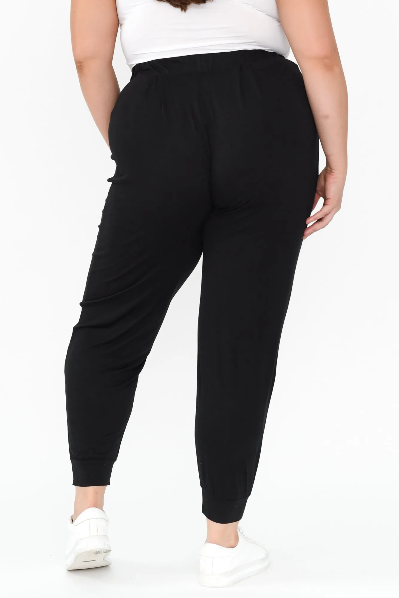 Black Weekend Pants