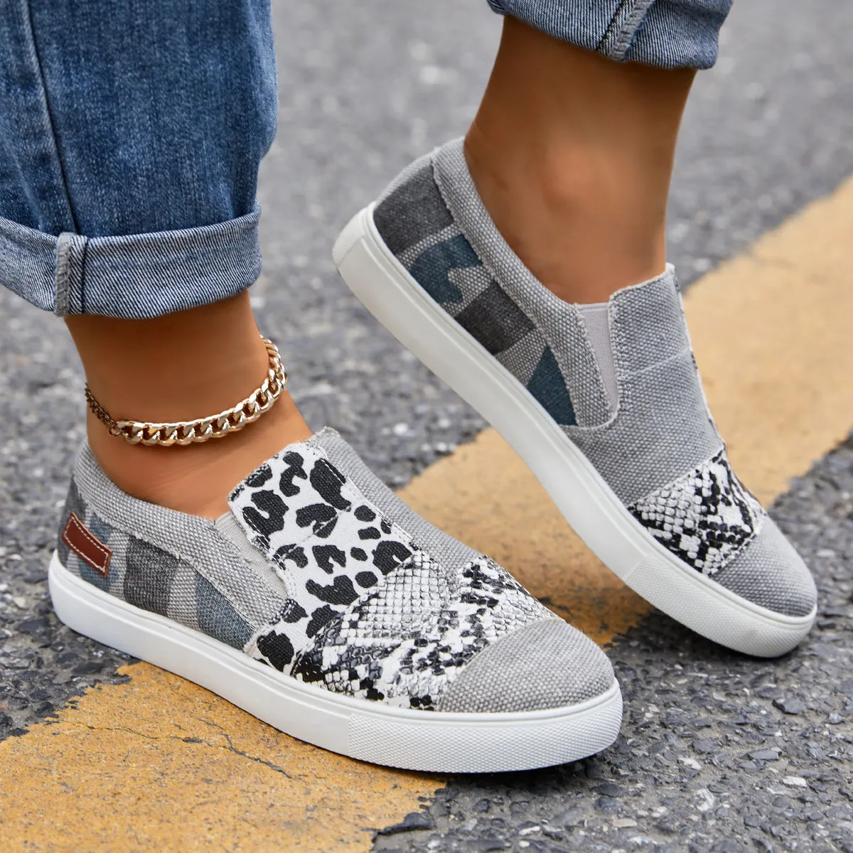 Sohiwoo  Women Casual Canvas Shoes Slip on Platform Sneakers